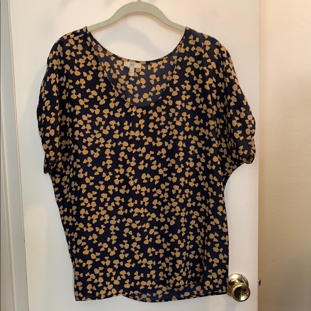 Joie navy printed silk short sleeve blouse